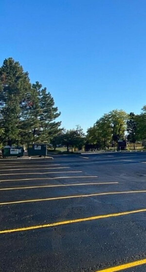 Commercial Parking Lot with asphalt sealing performed by AHS