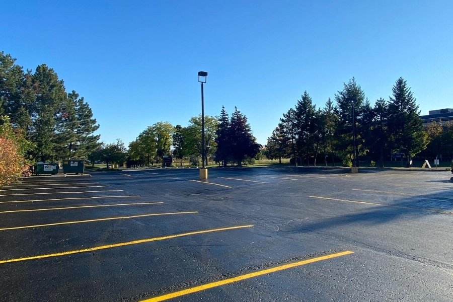 Commercial Parking Lot Sealing Services