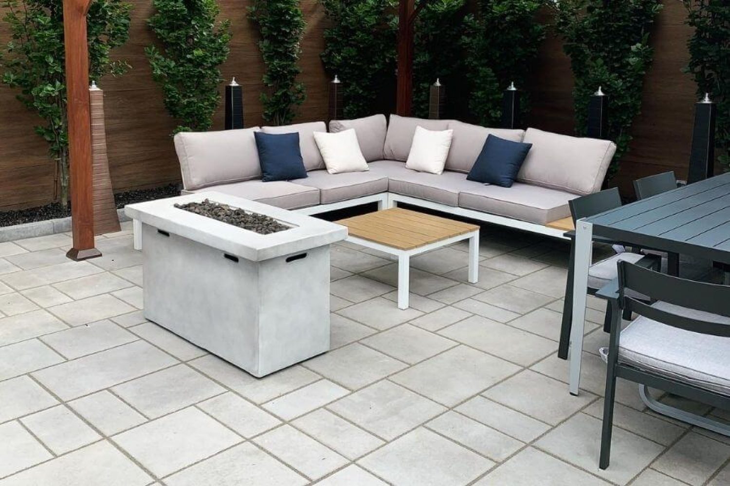 Patio interlocking Belleville Patio interlocking Belleville