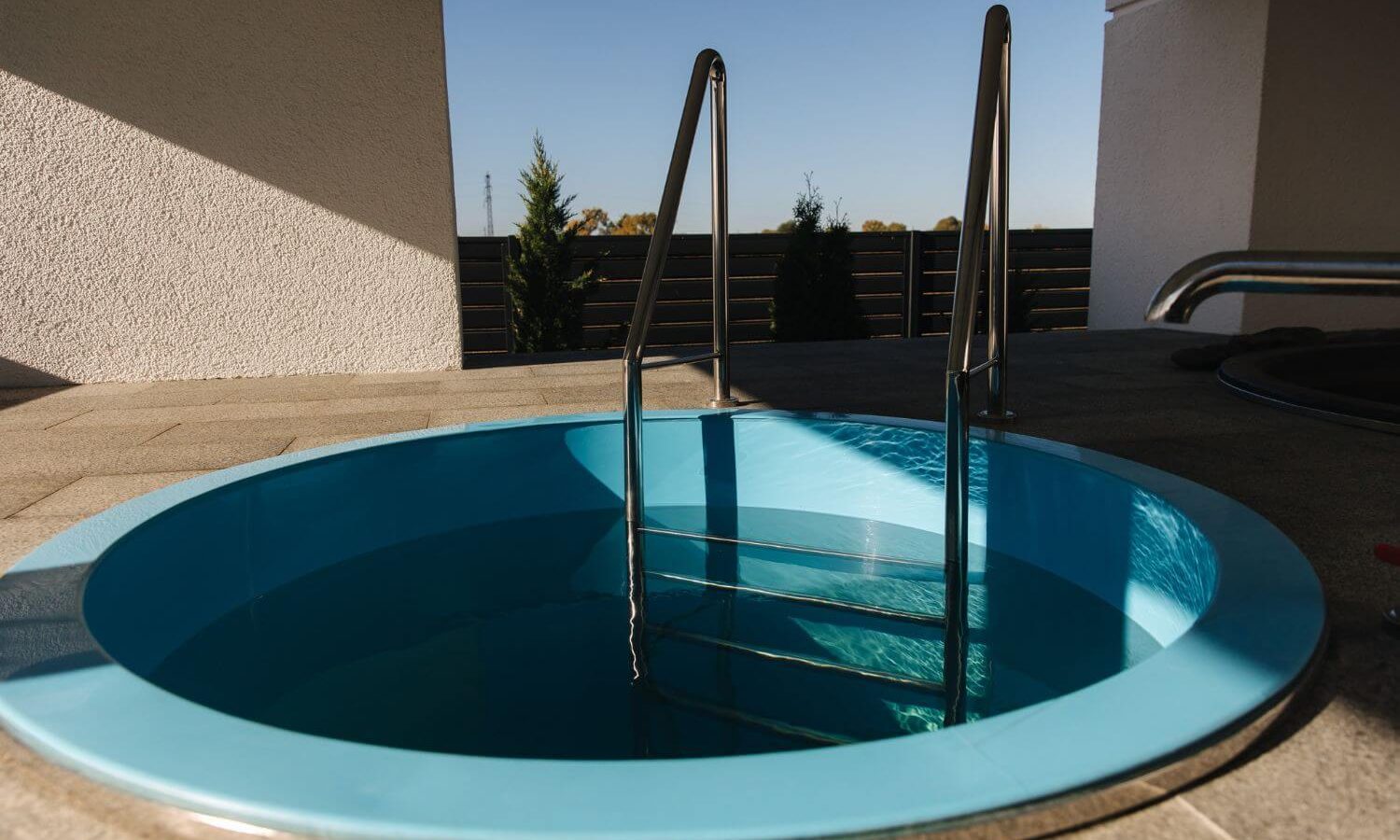 top rated plunge pool installers toronto