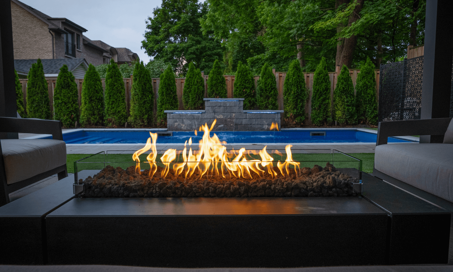 custom outdoor fireplace installers