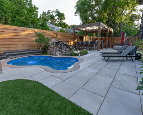 fast installation luxury pool Mississauga