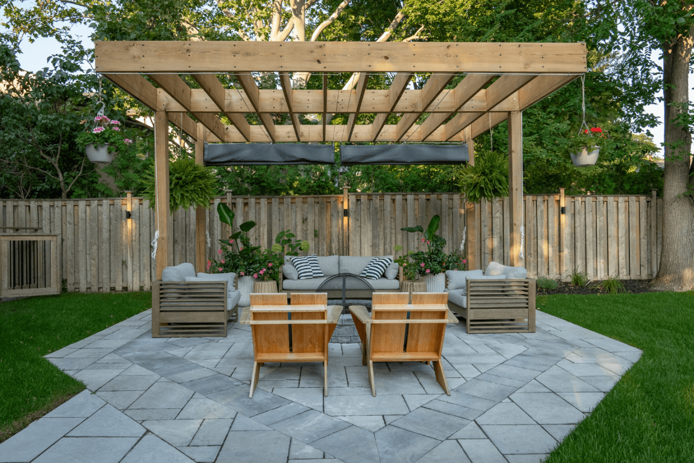 outdoor seating with wooden pergola