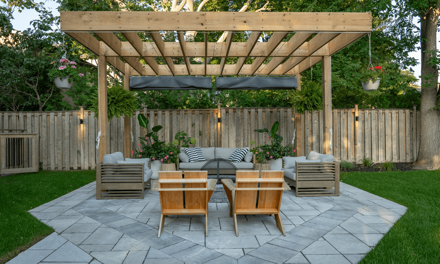 outdoor seating with wooden pergola