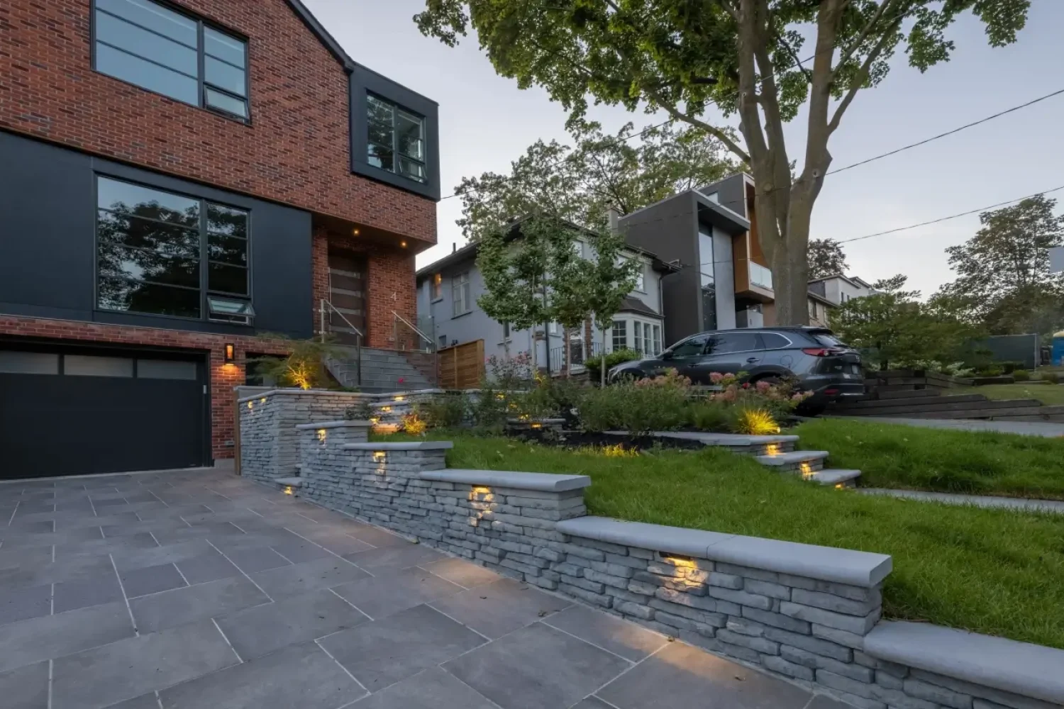 landscaping-design-with-retaining-wall landscaping design with retaining wall