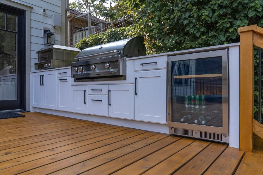 Built in outdoor refrigerator