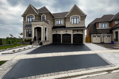 6-Car Driveway Sealing in Woodbridge