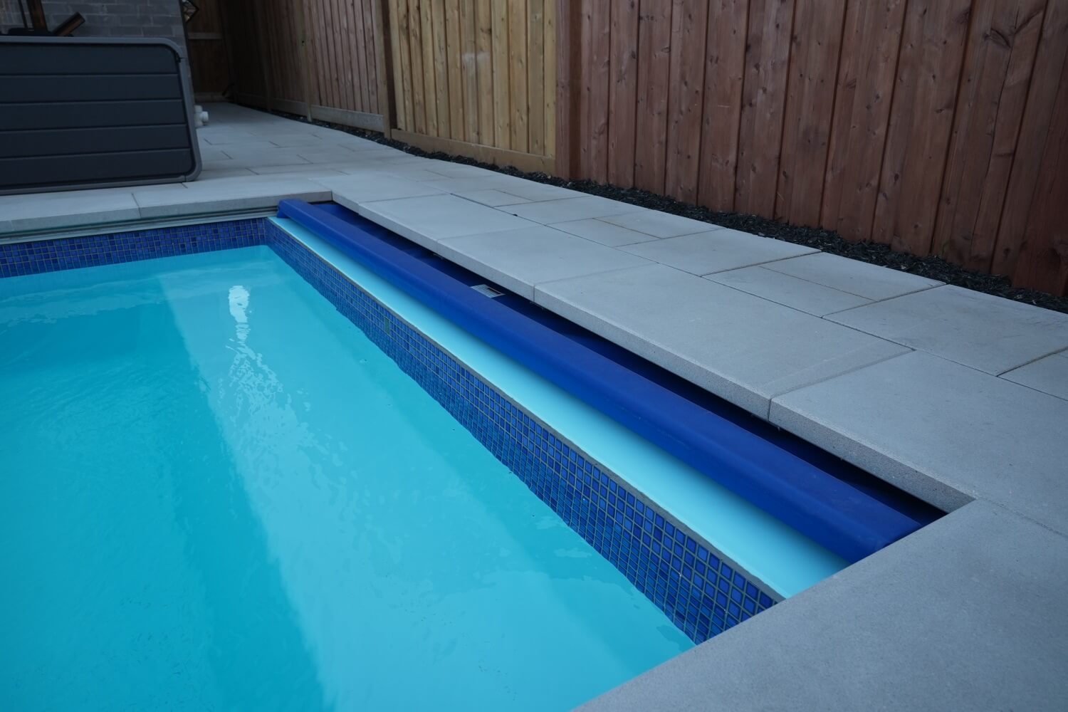 Winter pool cover installation
