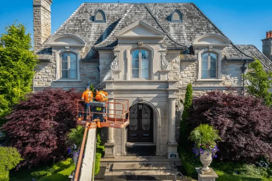 book full house power washing service