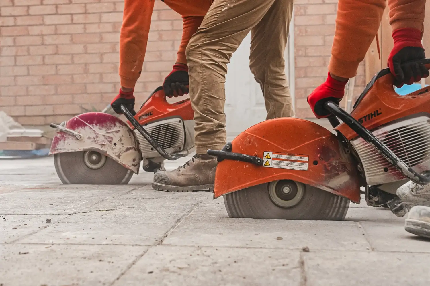 Backyard patio interlocking contractor