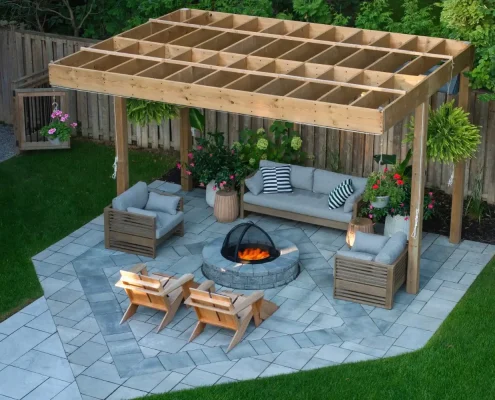 Fire pit with stone pavers Fire pit with stone pavers