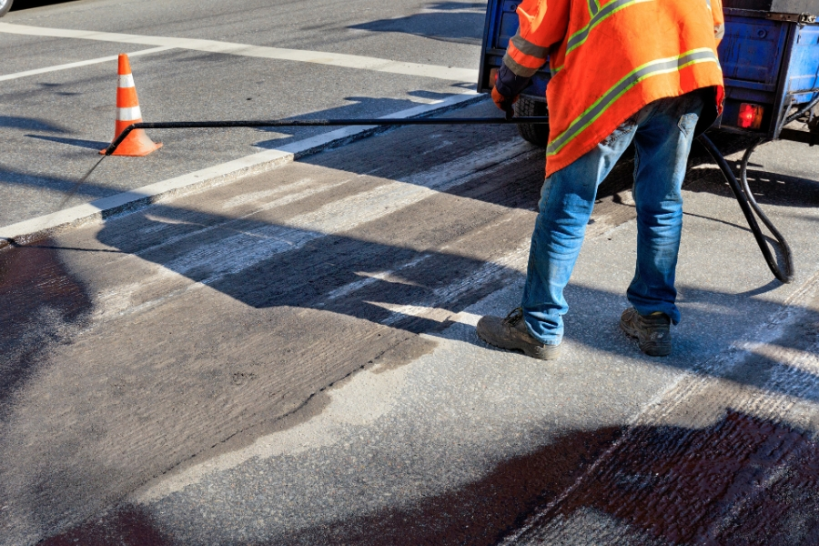 asphalt-oil-stain-removal