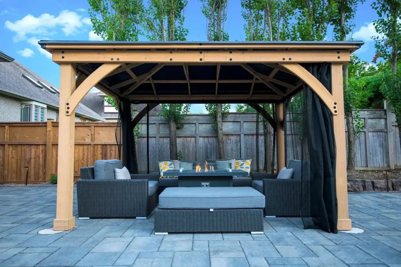 Custom gazebo experts