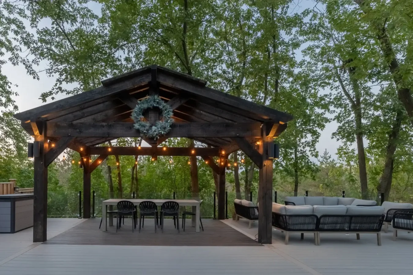 Custom gazebo installers