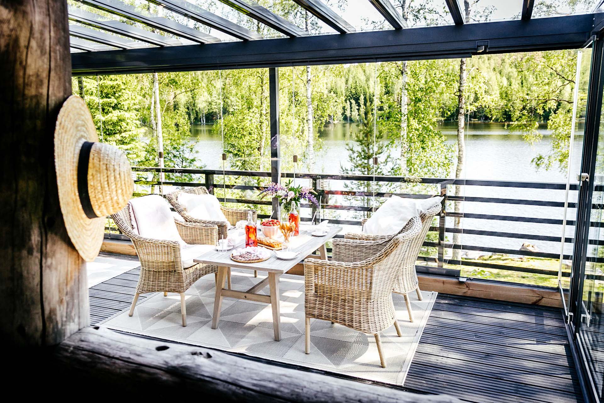 design build custom gazebos with glass enclosure