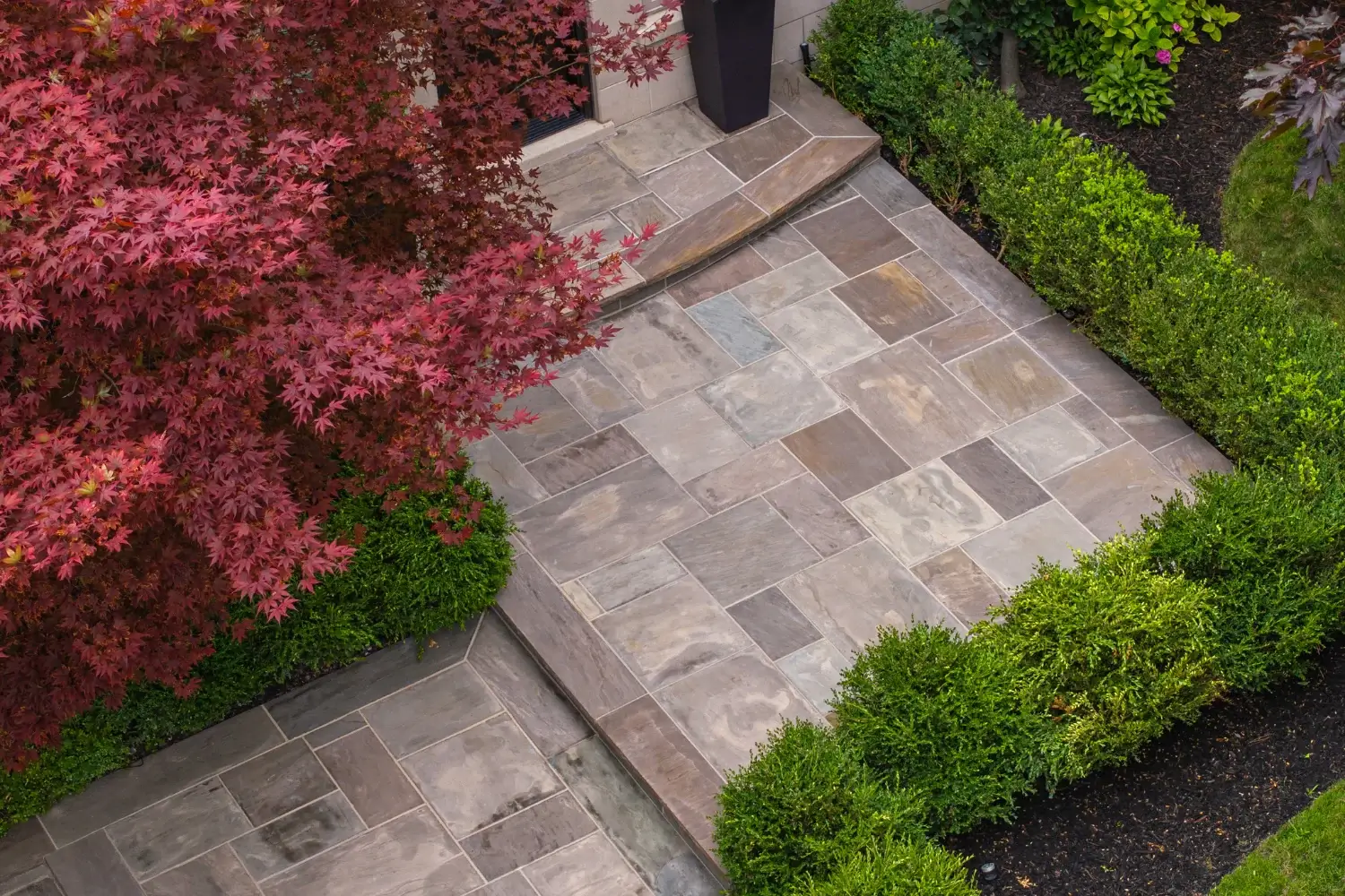 Flagstone interlocking in Aurora