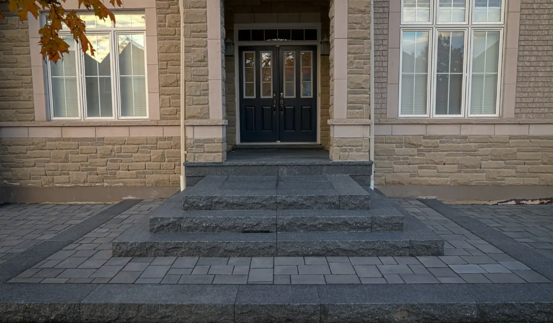 Flagstone interlocking in Bridle Path