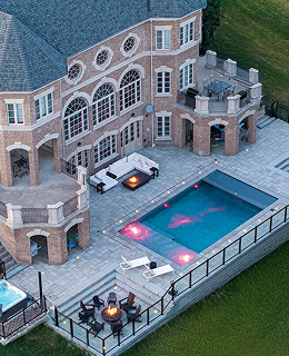 Fully_sealed_driveway_in_Toronto