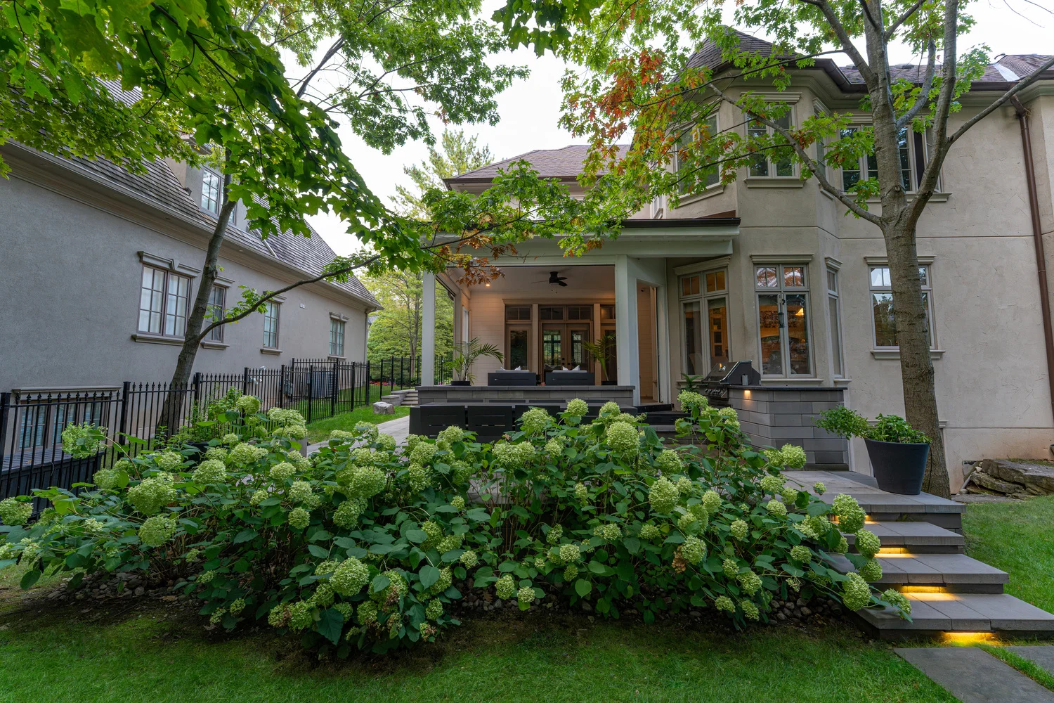 Custom outdoor kitchen design 1 2 Custom outdoor kitchen design 1 2