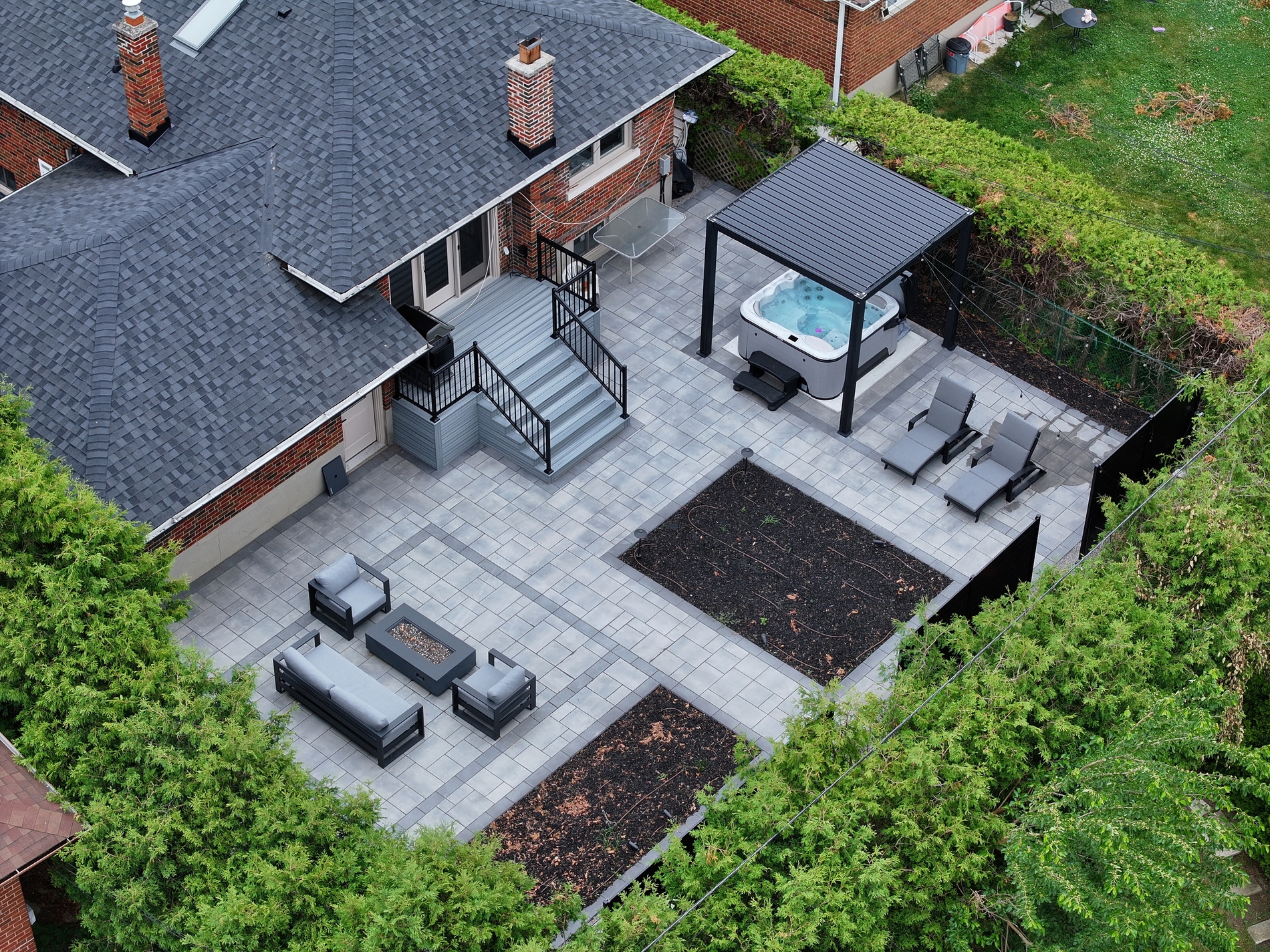interlocking patio 2la