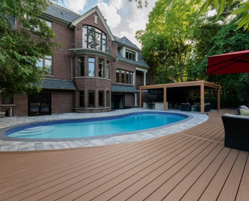 backyard pool r1gz